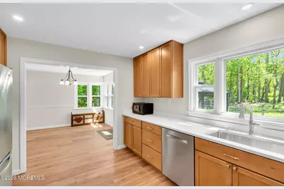 323 Florence Road, Middletown, NJ 07748 - Photo 7