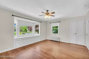 323 Florence Rd, Middletown, NJ 07748 - Photo 15