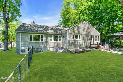 323 Florence Road, Middletown, NJ 07748 - Photo 29