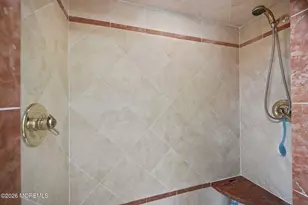 105 Clover Ct, Freehold, NJ 07728 - Photo 57