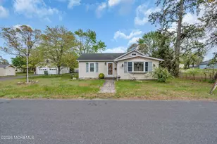 145 Cable Ave, Beachwood, NJ 08722 - Photo 17