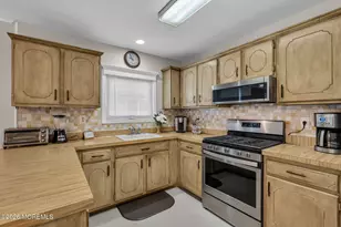 15 Capri Ct, Toms River Township, NJ 08757 - Photo 19
