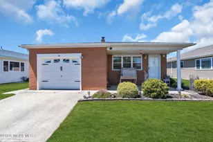 15 Capri Ct, Toms River Township, NJ 08757 - Photo 1