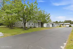 2 Berry Hill Rd, Whiting, NJ 08759 - Photo 5