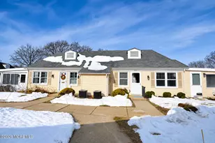 148C Old Nassau Rd, Monroe Township, NJ 08831 - Photo 1