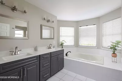 80 W Shenendoah Road, Howell Township, NJ 07731 - Photo 19