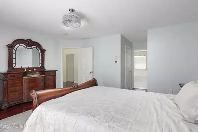 80 W Shenendoah Road, Howell Township, NJ 07731 - Photo 17