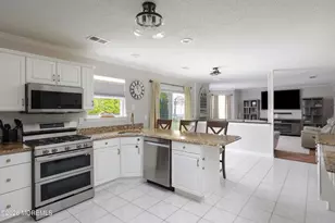 80 W Shenendoah Rd, Howell Township, NJ 07731 - Photo 9
