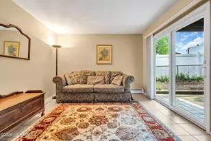 165 Old Post Rd, Edison, NJ 08817 - Photo 23