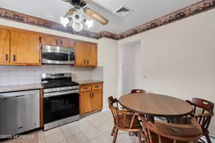 165 Old Post Rd, Edison, NJ 08817 - Photo 9