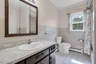 165 Old Post Rd, Edison, NJ 08817 - Photo 11