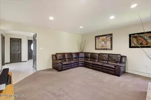 17 Bingham Dr, Marlboro Township, NJ 07746 - Photo 15