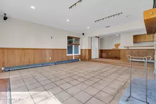 42 Crest Dr, Basking Ridge, NJ 07920 - Photo 5