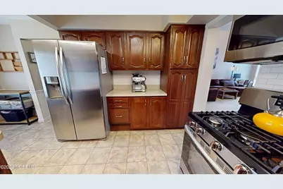 169 Nathan Drive, North Brunswick Township, NJ 08902 - Photo 7