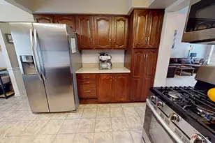 169 Nathan Dr, North Brunswick Township, NJ 08902 - Photo 7