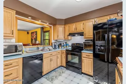 9 Barry Lane, Hazlet Township, NJ 07730 - Photo 9