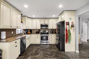 234 Arkansas Ave, Toms River Township, NJ 08753 - Photo 11