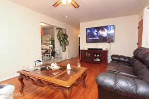 815 Shady Lawn Way, Keyport, NJ 07735 - Photo 3