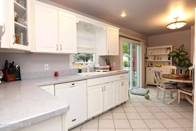 815 Shadylawn Way, Keyport, NJ 07735 - Photo 21