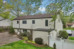 4 Woodland Rd, Holmdel, NJ 07733 - Photo 37