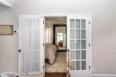 46 W Cape May Avenue, Ocean Gate, NJ 08740 - Photo 9