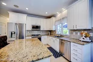 4 Topaz Dr, Jackson, NJ 08527 - Photo 3