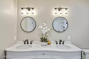 7 Demarest Dr, Manalapan Township, NJ 07726 - Photo 27
