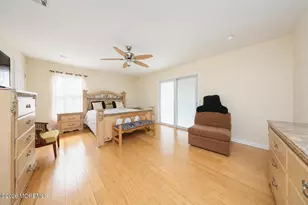 34 Evergreen Pl, Keansburg, NJ 07734 - Photo 9