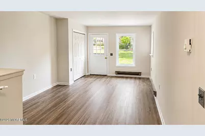 105 D Constitution Boulevard, Whiting, NJ 08759 - Photo 5