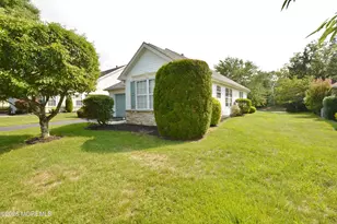 2654 Meadow Lake Dr, Toms River Township, NJ 08755 - Photo 3