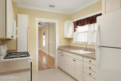 45 Manning Street, Red Bank, NJ 07701 - Photo 15