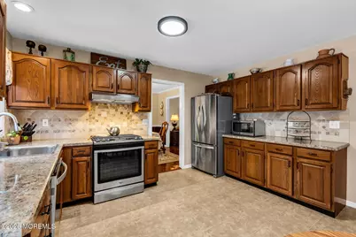 35 Brook Street, Farmingdale, NJ 07727 - Photo 19