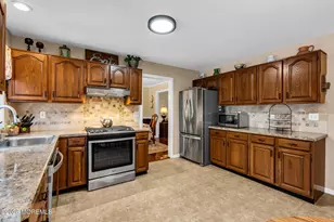 35 Brook St, Farmingdale, NJ 07727 - Photo 19