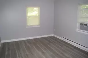 45 Broad St, Freehold, NJ 07728 - Photo 17