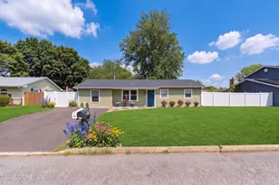 307 5th St, Waretown, NJ 08758 - Photo 3
