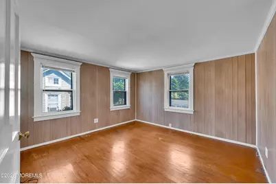 19 Murray Street, Freehold, NJ 07728 - Photo 15
