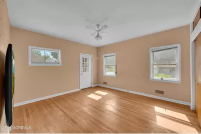 19 Murray Street, Freehold, NJ 07728 - Photo 13