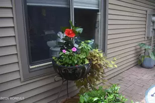 17 Concord Ct, Red Bank, NJ 07701 - Photo 5
