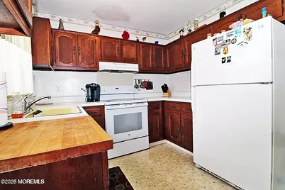 107 B Constitution Boulevard, Whiting, NJ 08759 - Photo 15