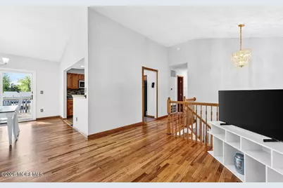 33 Bayberry Lane, New Monmouth, NJ 07748 - Photo 5