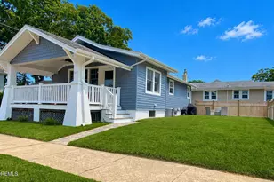 512 Fifth Ave, Avon by the Sea, NJ 07717 - Photo 3