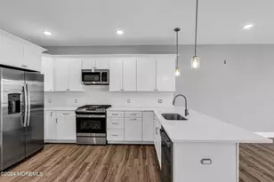 33 Union Ave, Manasquan, NJ 08736 - Photo 9