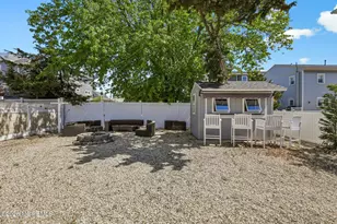 301 W 18th St, Ship Bottom, NJ 08008 - Photo 33