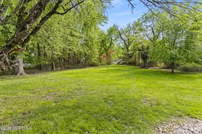251 Locust Avenue, Howell Township, NJ 07731 - Photo 37