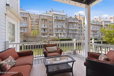 26 Half Moon Isle Isle, Jersey City, NJ 07305 - Photo 13