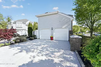 194 Kentucky Way, Freehold, NJ 07728 - Photo 43