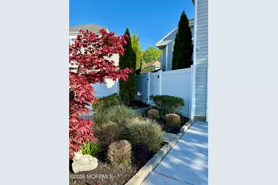 194 Kentucky Way, Freehold, NJ 07728 - Photo 25