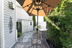 194 Kentucky Way, Freehold, NJ 07728 - Photo 27