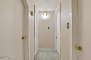 27 Washington St, Red Bank, NJ 07701 - Photo 17