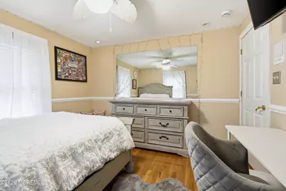 420 Wells Avenue, Oakhurst, NJ 07755 - Photo 23